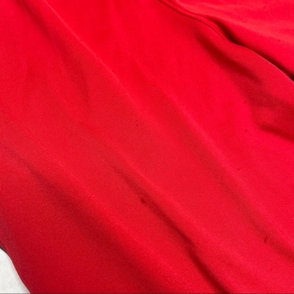 UNDER Armour Boys Red Basketball Shorts - Picture 3 of 10